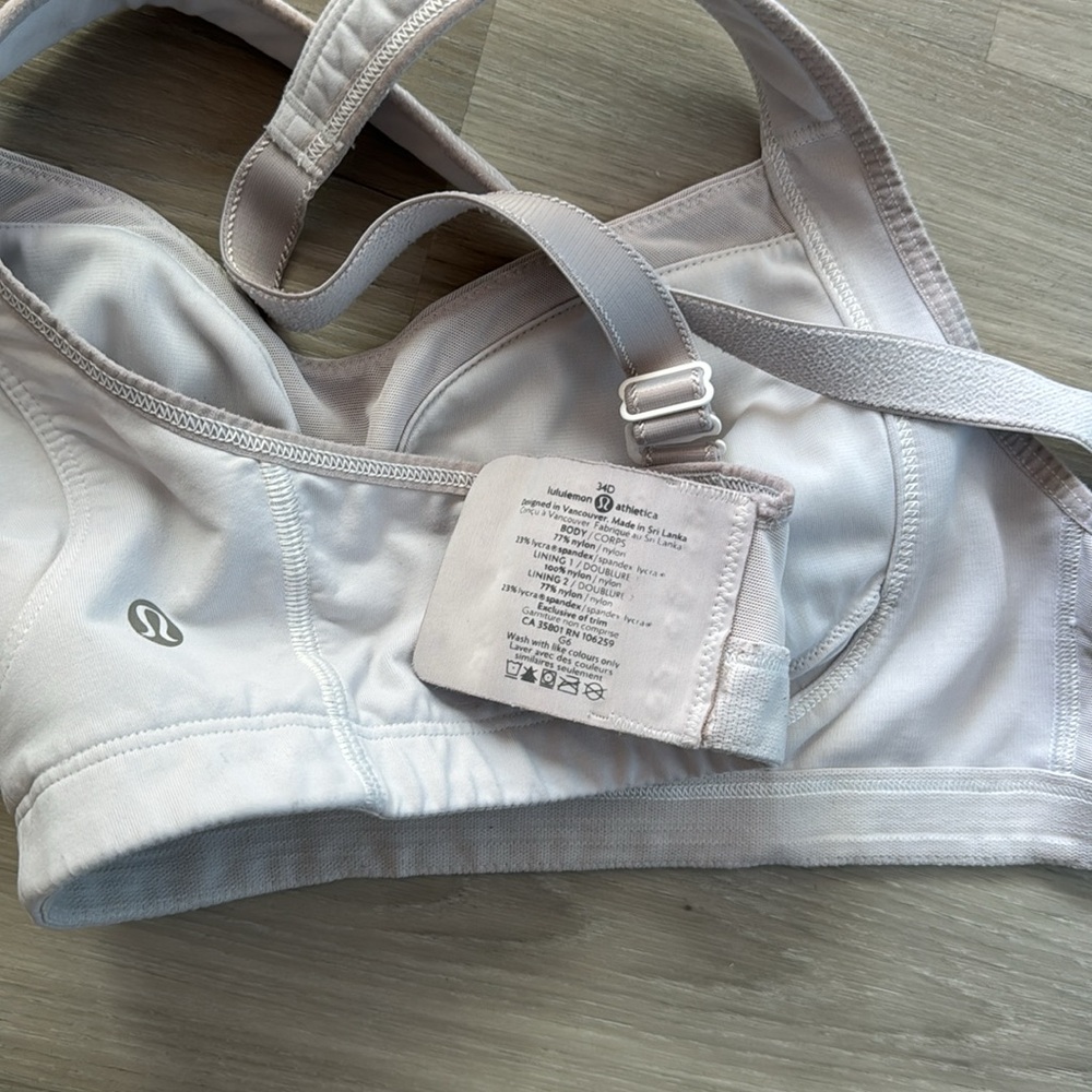 Lululemon Ta Ta Tamer sport bra - Picture 3 of 6